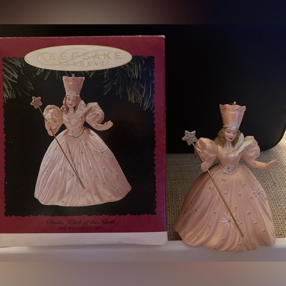 Glinda Hallmark Ornament 1995